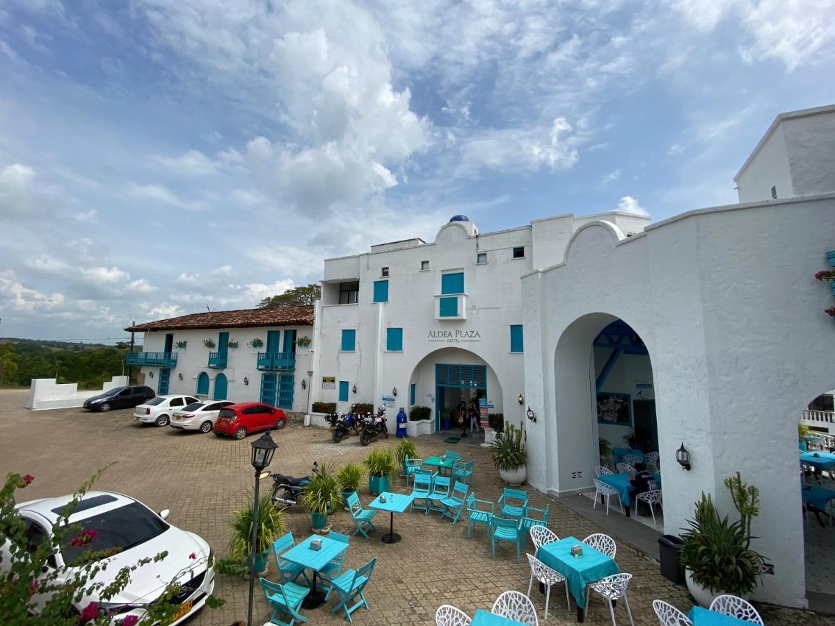 Hotel Aldea Plaza Doradal Exterior foto
